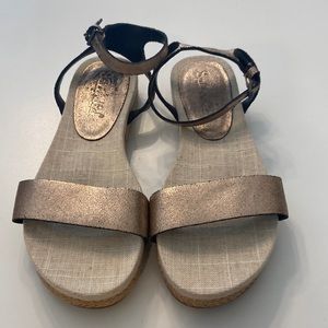 Splendid (Anthropologie) Metallic Rose Gold Leather Platform Ankle Wrap Sandal 7